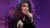 Where Does My Heart Beat Now(Live on BBC Wogan, 1991)